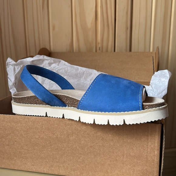 NEW Viscata Barcelona Genuine Leather Blue Sandals Size 7.5 - Picture 2 of 6